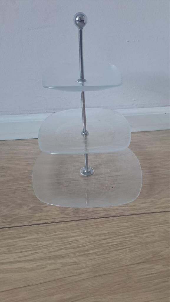 Etagere met zilveren + gouden stang, Huis en Inrichting, Woonaccessoires | Etagères, Ophalen of Verzenden