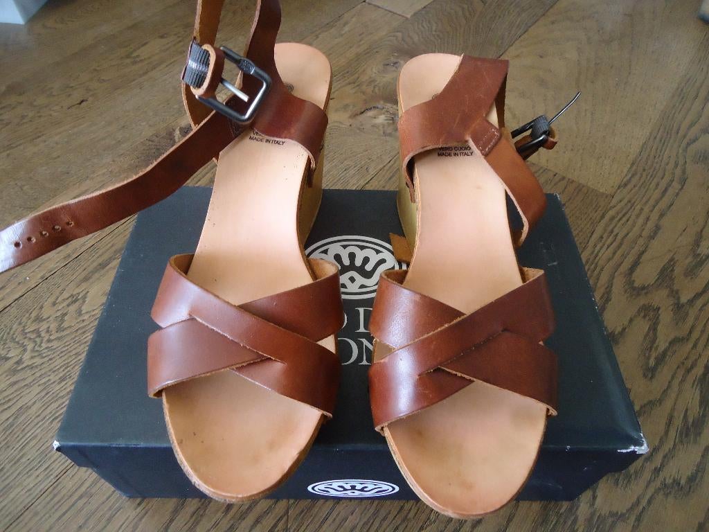 Nieuwe bruine FRED DE LA BRETONNIERE schoenen maat 40, Kleding | Dames, Schoenen, Fred de la Bretoniere, Bruin, Nieuw, Ophalen of Verzenden