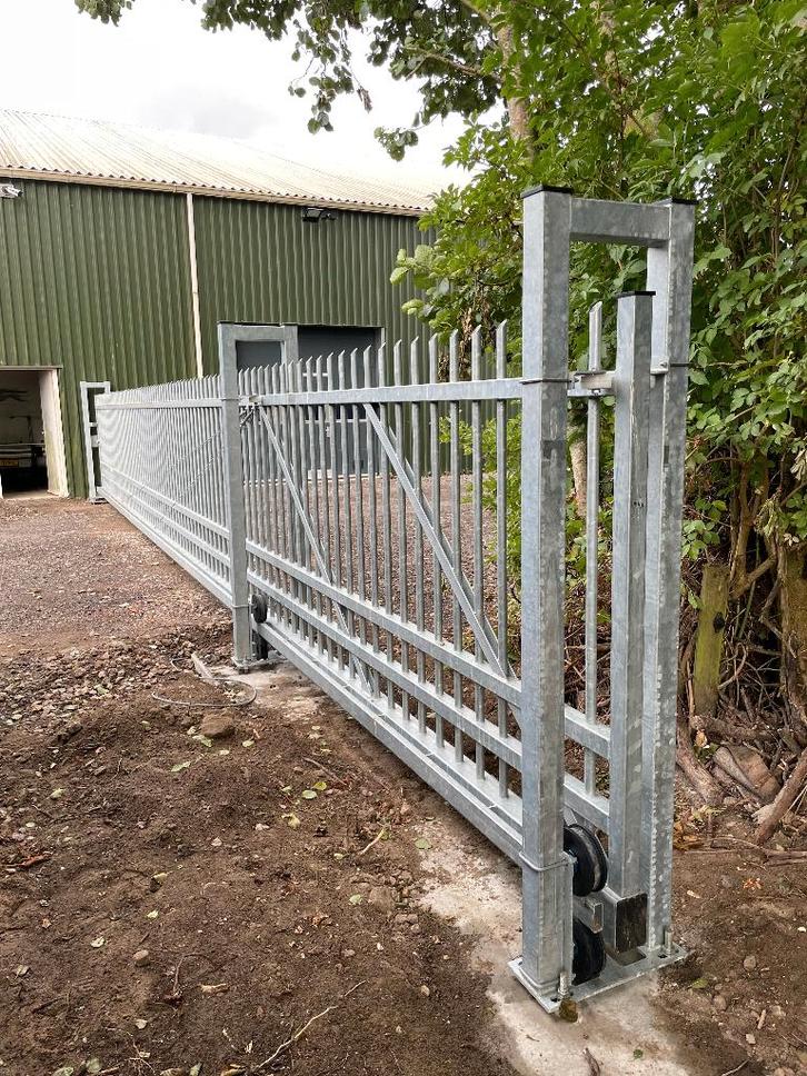 Schuifpoorten NIEUW uit voorraad leverbaar, Tuin en Terras, Tuinpoorten, Nieuw, Schuifpoort, IJzer, 150 tot 200 cm, 200 cm of meer