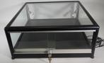 Afsluitbare vitrine met verlichting, Huis en Inrichting, Kasten | Vitrinekasten, Ophalen, 50 tot 100 cm, Zo goed als nieuw, Glas