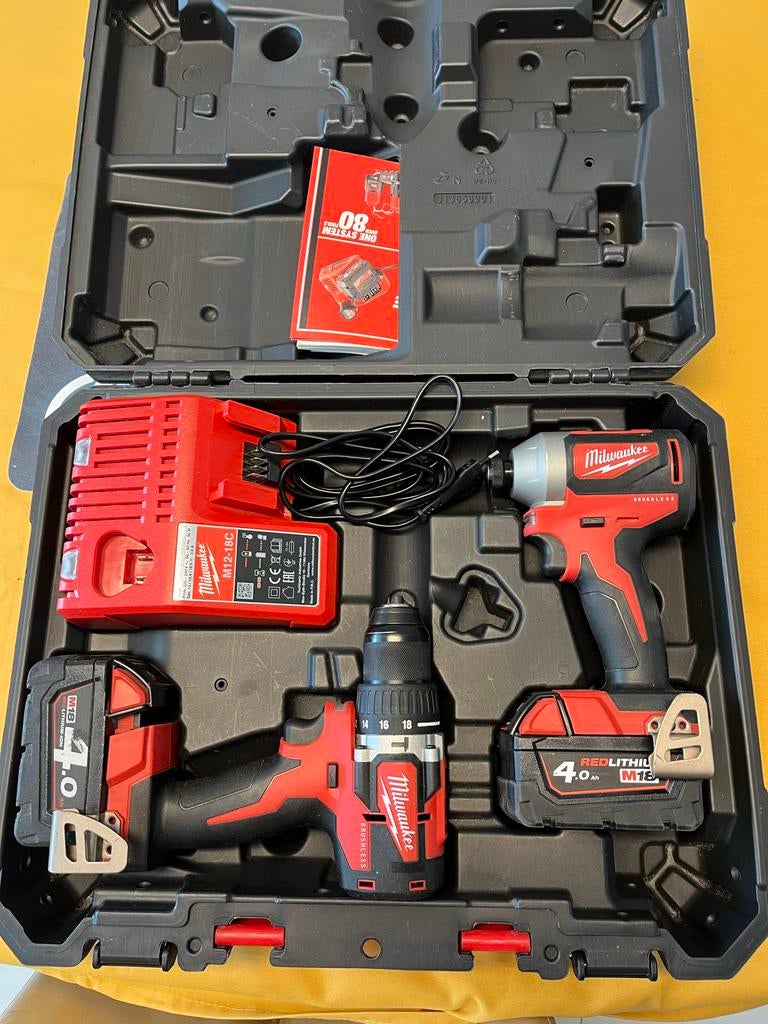 Milwaukee M18 Boor- en Schroefmachine Set, Doe-het-zelf en Verbouw, Gereedschap | Boormachines, 600 watt of meer, Ophalen of Verzenden