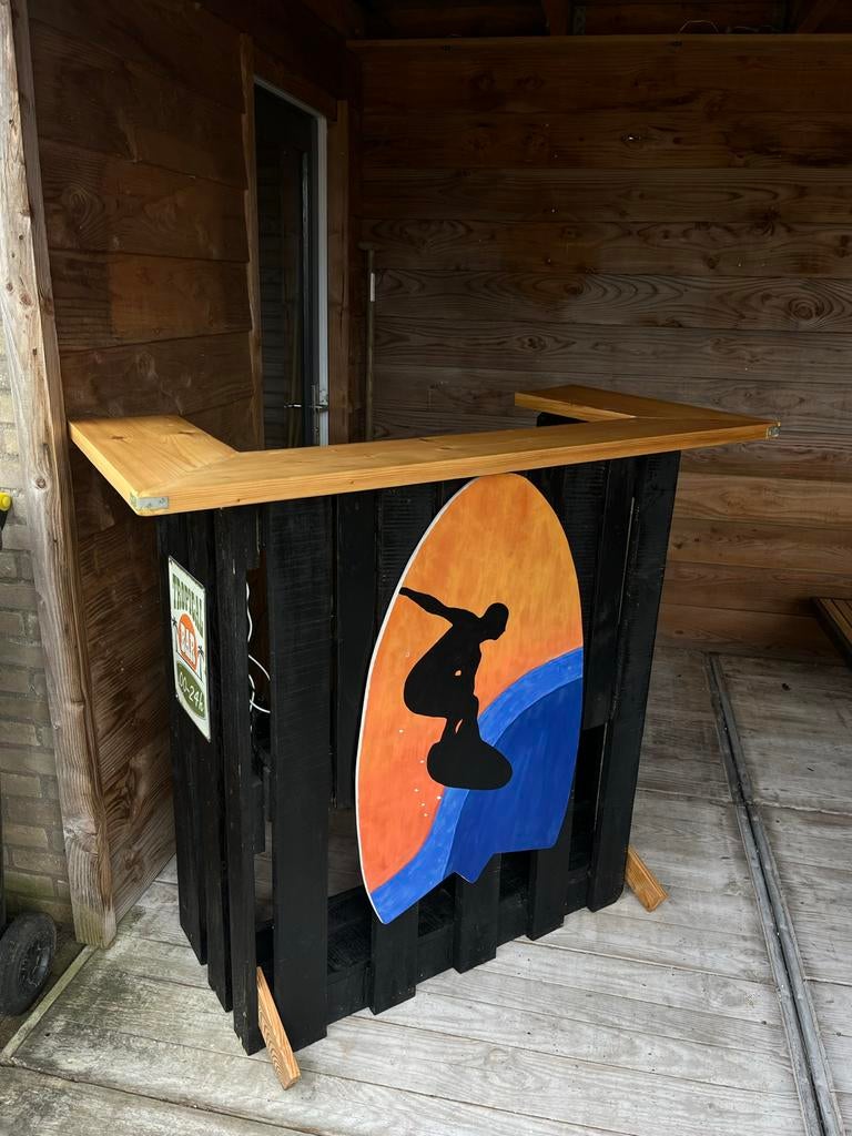 Zwarte bar met houten blad, Ophalen, Gebruikt