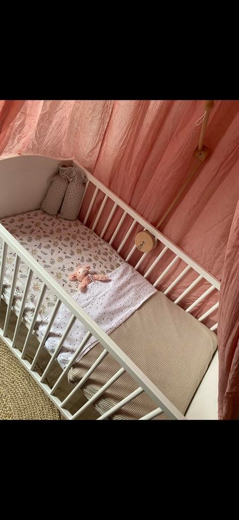 Complete baby kamer! Ledikant commode kledingkast, Ophalen of Verzenden, Gebruikt, Ledikant