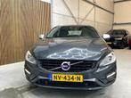Volvo V60 1.5 T3 Nordic+ R-DESIGN AUTOMAAT STANDKACHEL, Auto's, Volvo, 4 cilinders, Origineel Nederlands, 152 pk, Parkeerassistent