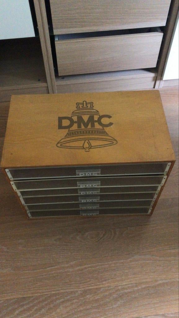 Vintage DMC garenkastje met 6 kunststof laden, Ophalen, Minder dan 100 cm, 25 tot 50 cm, Minder dan 50 cm