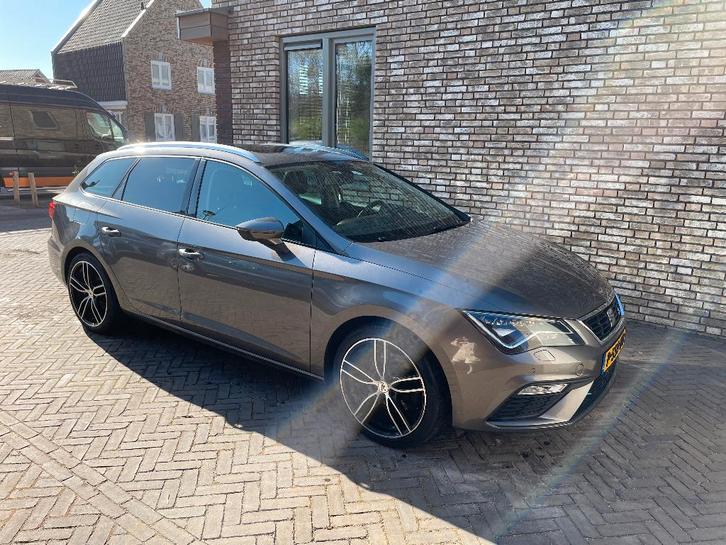 Seat Leon 1.8 TSI 180PK Dsg-7 2017 Grijs, Auto's, Seat, Particulier, Leon, ABS, Airbags, Airconditioning, Android Auto, Apple Carplay