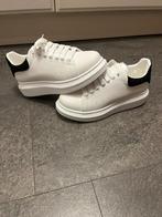 Alexander mcqueen, Kleding | Dames, Wit, Nieuw, Ophalen of Verzenden, Sneakers of Gympen