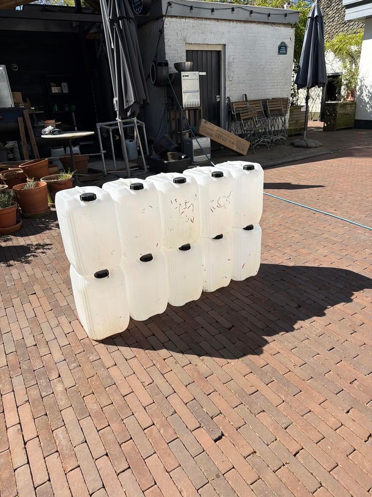 12 stuks 20 liter jerrycans voor drinkwater, Ophalen, Gebruikt, 100 cm of meer, 60 cm of meer