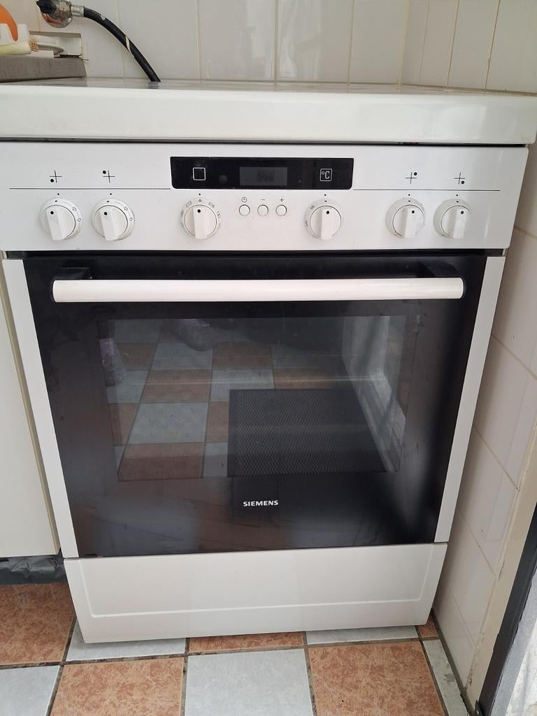 Siemens gasfornuis met elektrische oven., Gebruikt, Gas, Vrijstaand, 85 tot 90 cm