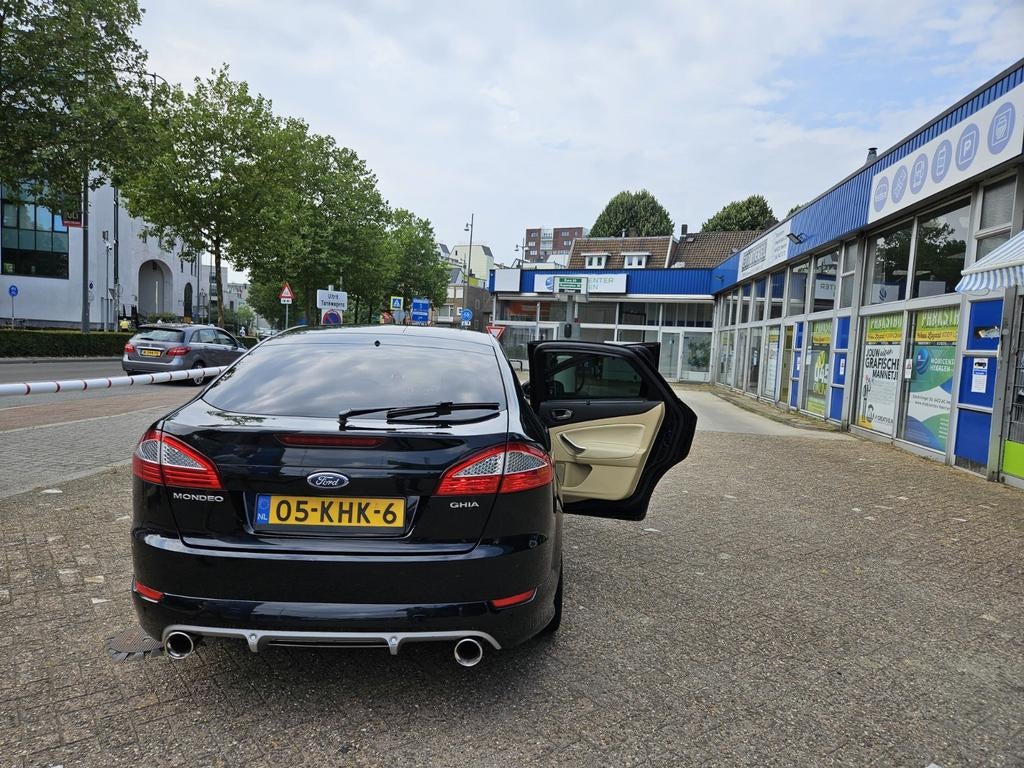 Ford Mondeo 2.5 20V 162KW 5D 2009 Zwart, Limburg