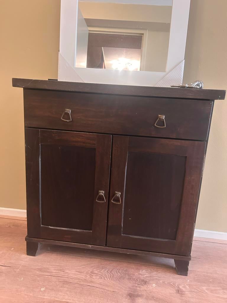 Donkerbruin houten kastje met lade en deurtjes, Ophalen, Gebruikt