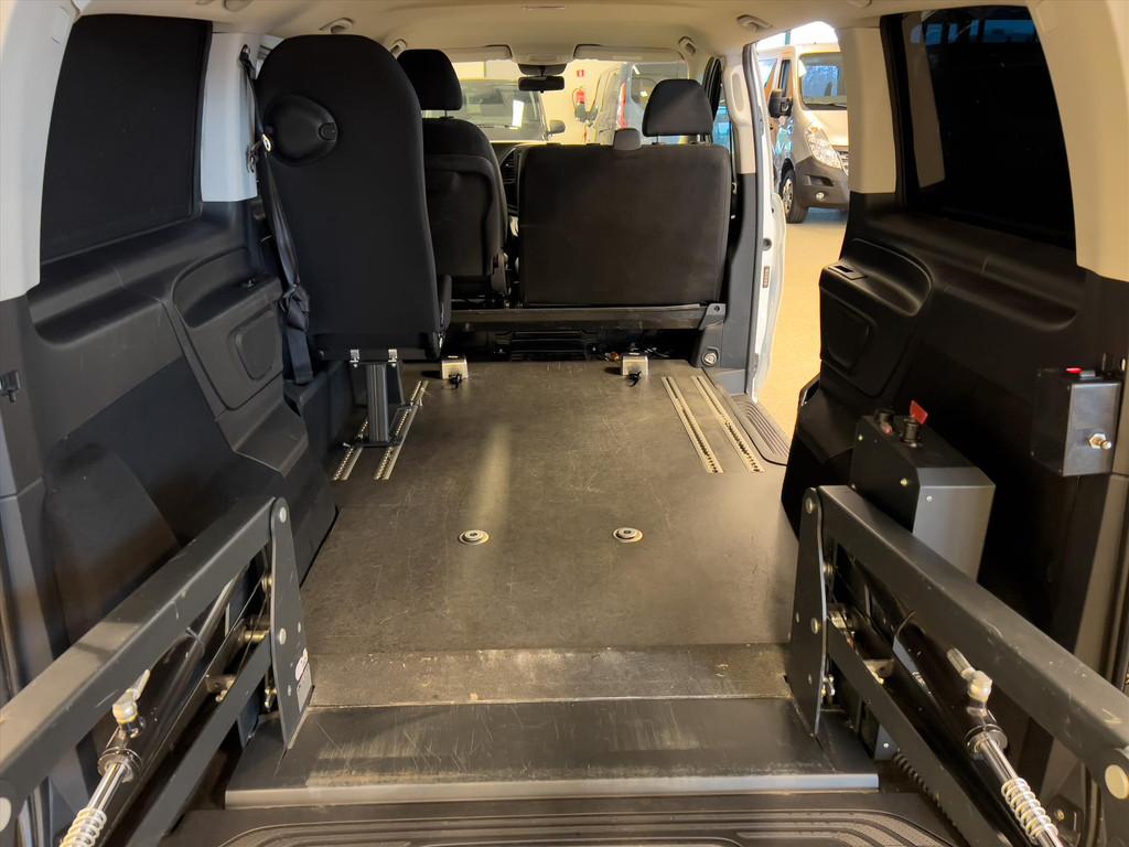 Mercedes-Benz Vito L2H1 Rolstoelbus, Auto's, 12 maanden, Stof, Gebruikt, 4 cilinders