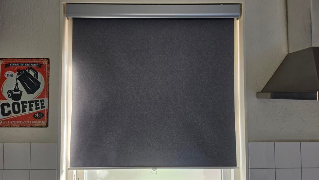 Rolgordijn Ikea Grijs verduisterend 100x190, Huis en Inrichting, Stoffering | Gordijnen en Lamellen, Ophalen, 100 tot 150 cm, Zo goed als nieuw