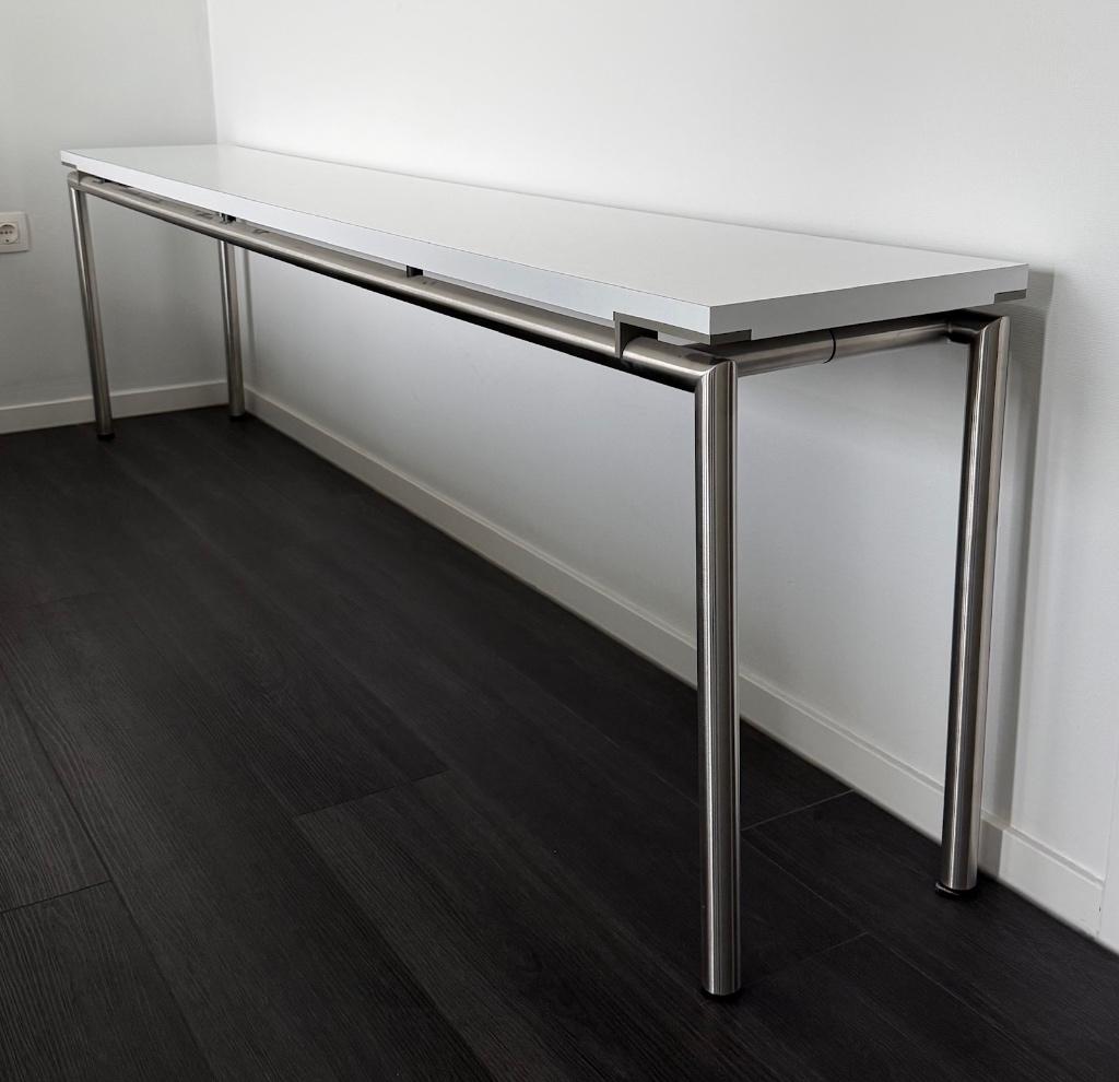 Sidetabel bedtafel Plantagie, Ophalen, 200 cm of meer, Zo goed als nieuw, 25 tot 50 cm