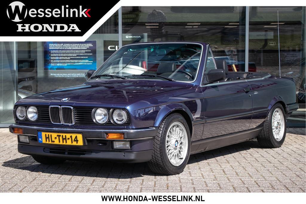 BMW 3 Serie Cabrio 325i - Leder | Handgeschakeld | 30 jaar i, Auto's, Stoelverwarming, Achterwielaandrijving, Zwart, 2494 cc