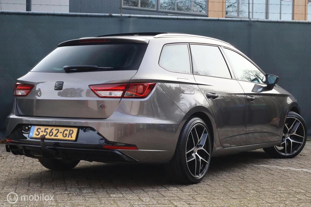 Seat Leon ST 1.8 TSI DSG FR | pano | adaptive | trekhaak, Auto's, Seat, 1272 kg, Gebruikt, 4 cilinders, Bluetooth