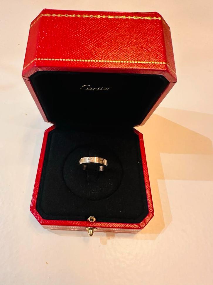 Cartier Love Ring 18K Witgoud, Sieraden, Tassen en Uiterlijk, Ringen, Zo goed als nieuw, Dame of Heer, 17 tot 18, Zilver, Goud