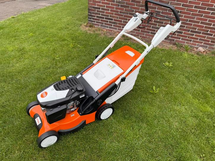 Nieuwe stihl RM 545 VE motormaaier electrische start, Tuin en Terras, Grasmaaiers, Nieuw, Benzine-grasmaaier, 40 t/m 49 cm, Cirkelmaaier