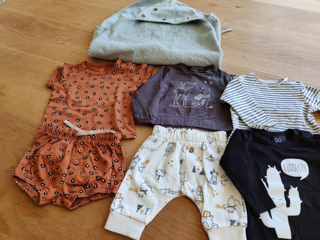 Noppies badcape en nieuwe babykleding maat 50 jongens, Nieuw, Ophalen of Verzenden, Setje, Jongetje