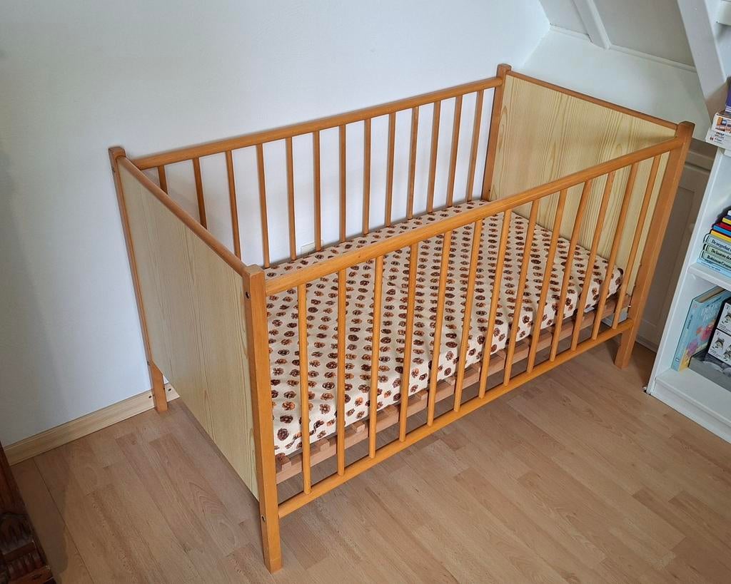 Kinderledikant 120x60cm - In hoogte verstelbaar, Ophalen, Gebruikt, Ledikant