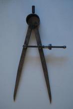 oude passer kijk meer oud gereedschap, Ophalen