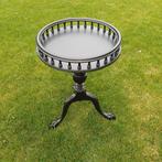 vintage wijntafel met galerijrand, zwart, Huis en Inrichting, Tafels | Bijzettafels, Ophalen, Minder dan 55 cm, Gebruikt, 60 cm of meer