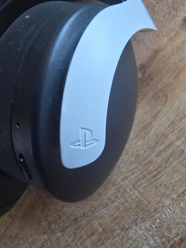 Ps5 3D Pulse headset te koop., Spelcomputers en Games, Spelcomputers | Sony PlayStation Consoles | Accessoires, Zo goed als nieuw