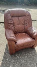 2 leren stoelen/fateuils, Huis en Inrichting, Fauteuils, Ophalen, Zo goed als nieuw, 50 tot 75 cm, Leer