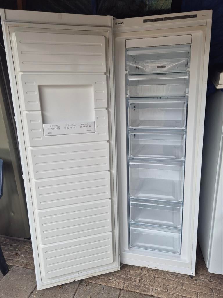 Vrieskast Bosch no frost 7 laden A++, Witgoed en Apparatuur, Vriezers en Diepvrieskisten, Gebruikt, 160 cm of meer, Energieklasse A of zuiniger