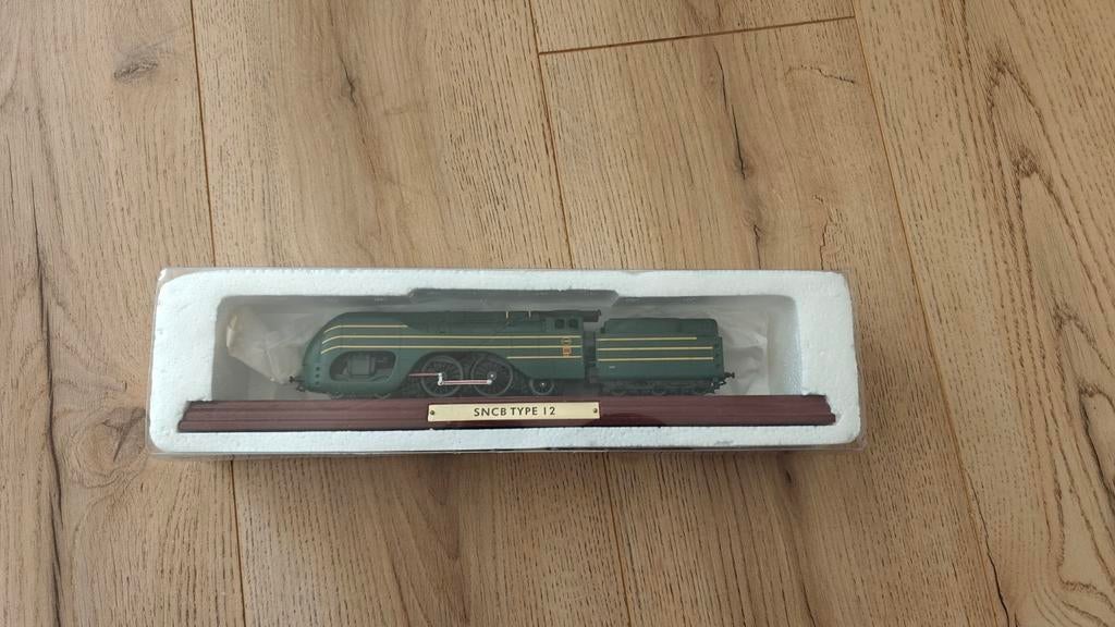 SNCB Type 12 Stoomlocomotief – Modeltrein in vitrine NIEUW, Overige merken, Ophalen of Verzenden, Zo goed als nieuw, Gelijkstroom