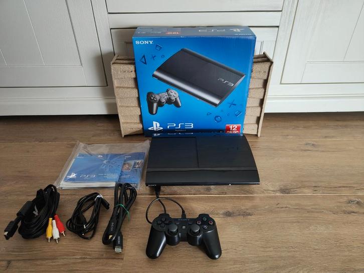 Sony PlayStation 3 Super Slim 12GB - CIB - ZGAN, Spelcomputers en Games, Spelcomputers | Sony PlayStation 3, Zo goed als nieuw
