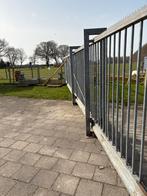Schuif hek met 7 meter doorgang, Ophalen, Zo goed als nieuw, IJzer