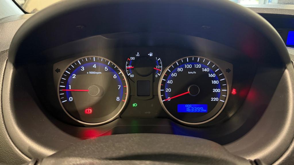 Hyundai I20 1.2i i-Deal Airco|Cruise|Trekhaak, Auto's, Euro 5, Gebruikt, 31 €/maand, 4 cilinders
