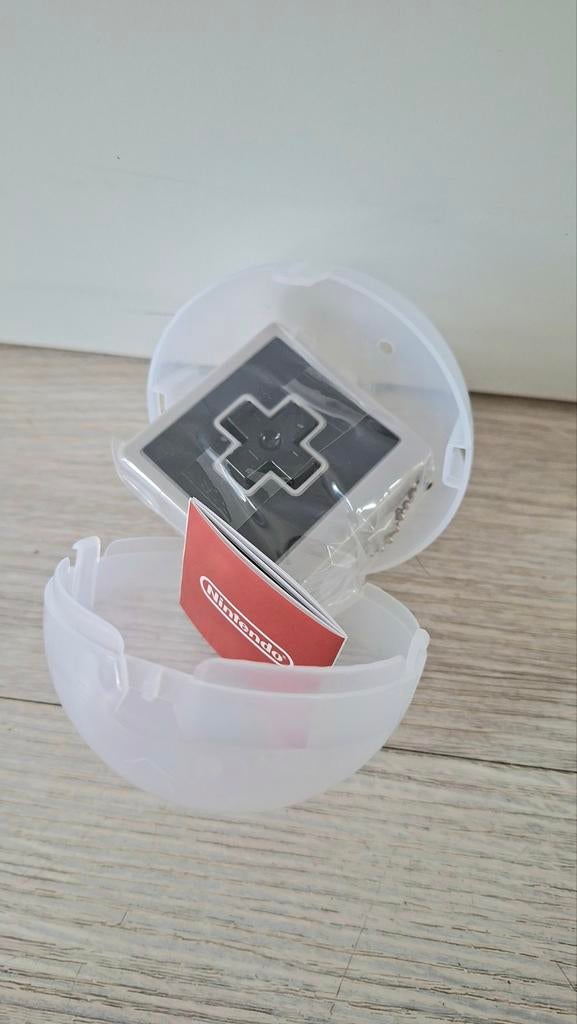 Limited Nintendo NES sleutelhanger, Ophalen of Verzenden, Nieuw, Overige typen