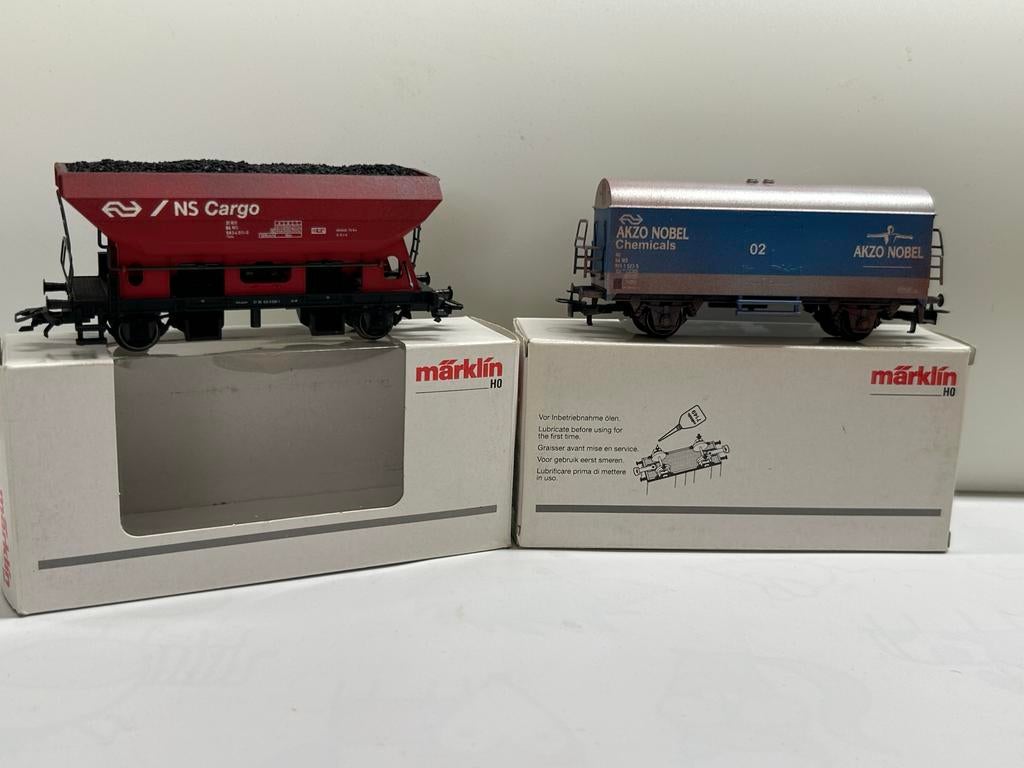 Märklin H0: NS/Cargo kolenwagen & Akzo goederenwagen, Hobby en Vrije tijd, Gelijkstroom of Wisselstroom, Wagon, Ophalen of Verzenden