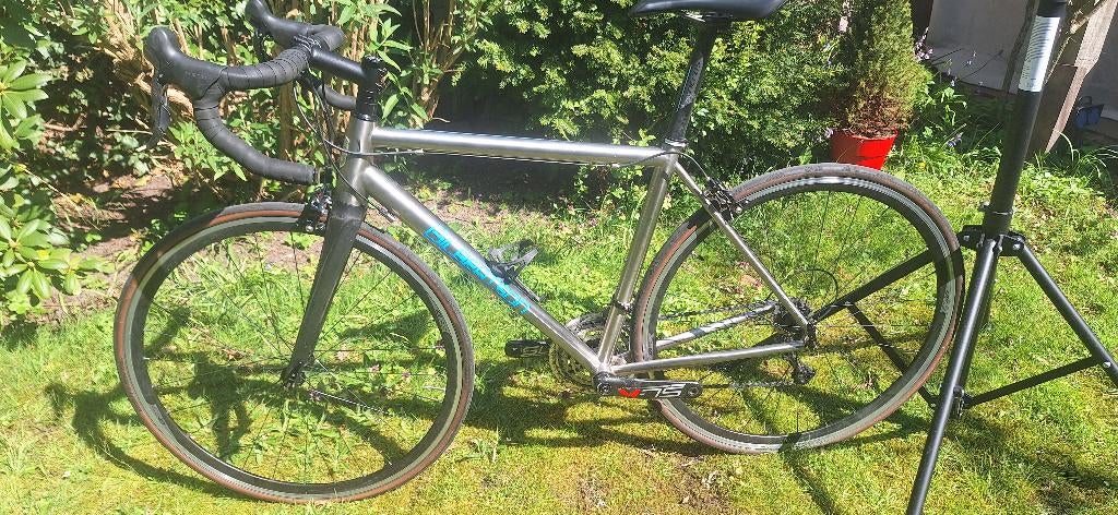 Gilbertson Alure Titanium M, Gebruikt, Meer dan 20 versnellingen, Overige merken, Titanium