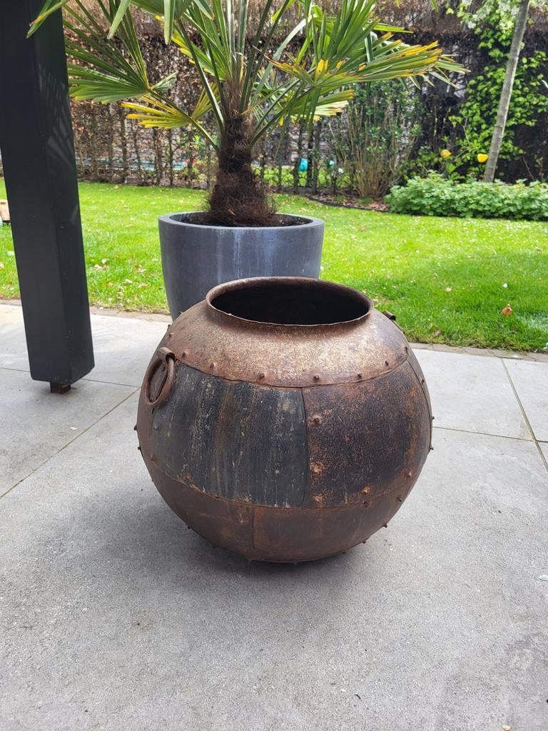 Vintage metalen bloempot / plantenbak, Gebruikt, Minder dan 30 cm, Minder dan 60 cm, Rond
