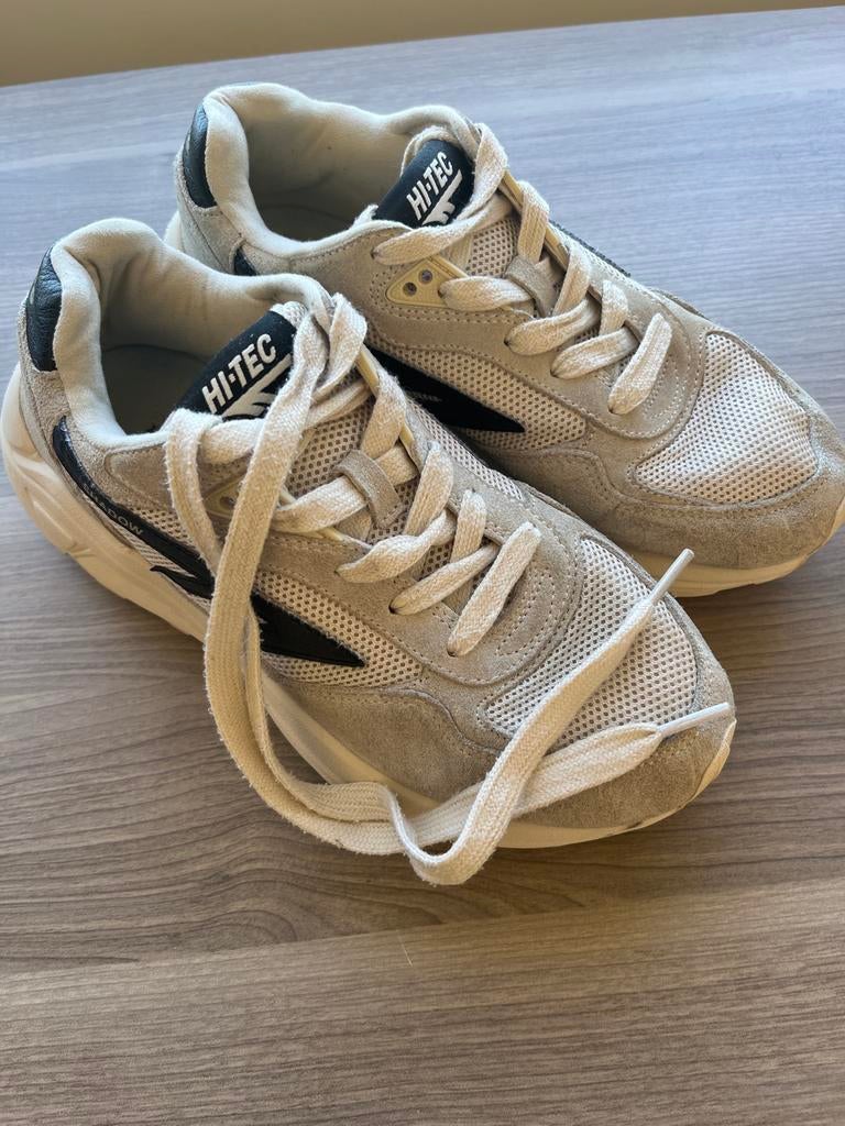 Hi-Tec HTS74 Shadow RGS Sneakers - Maat 37, Ophalen of Verzenden, Zo goed als nieuw, Beige, Sneakers of Gympen