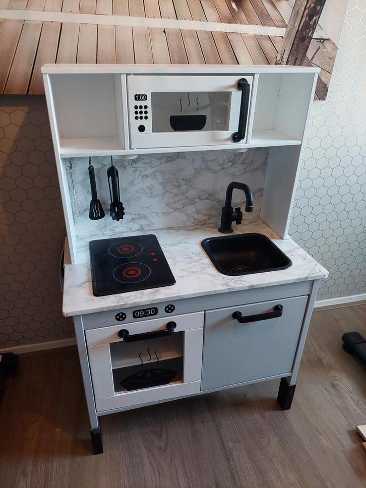 Ikea keukentje (gepimpt), super compleet, Kinderen en Baby's, Speelgoed | Speelkeukens, Zo goed als nieuw, Speelkeuken, Hout, Ophalen