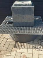Granieten waterornament met pomp, Ophalen of Verzenden