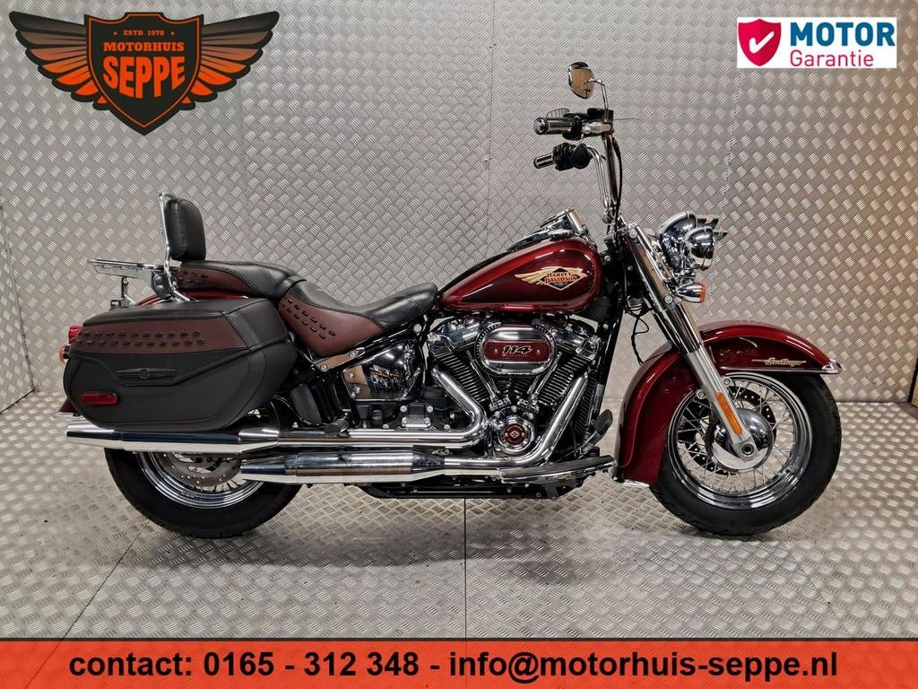HARLEY-DAVIDSON Heritage 120 yrs Anniversary 114Ci (5hd), 2 cilinders, HARLEY-DAVIDSON, Chopper, Bedrijf