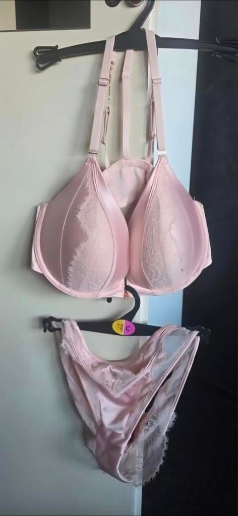 Diverse nieuwe lingerie setjes. Vanaf 30€ vaste prijzen, Kleding | Dames, Hunkemöller, Ophalen of Verzenden, Overige kleuren, Setje