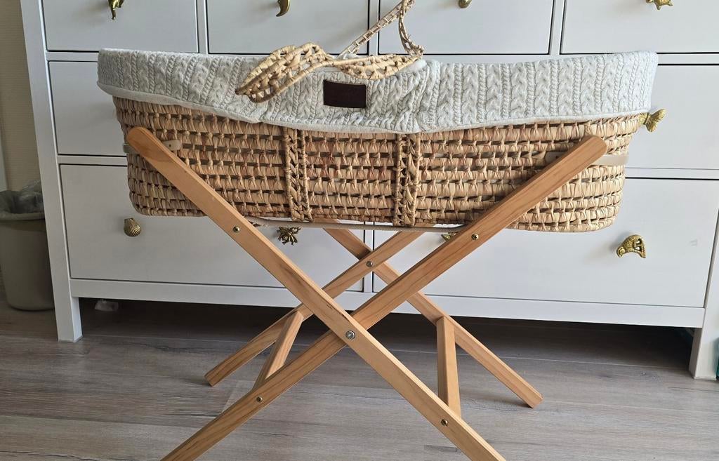 Mozes wieg met matrasje en aerosleep topper, Ophalen, Gebruikt, Wieg