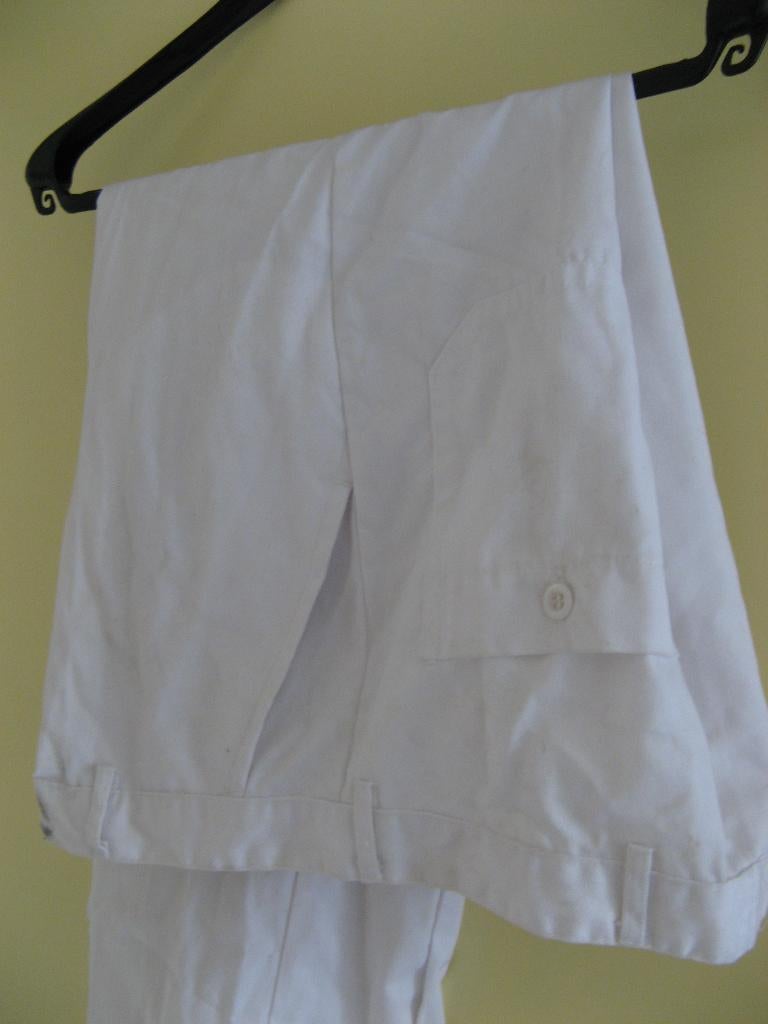 Hoogwaardige Bedrijfskleding: Witte broeken, Ophalen of Verzenden, Nieuw, Maat 48/50 (M), Kleding