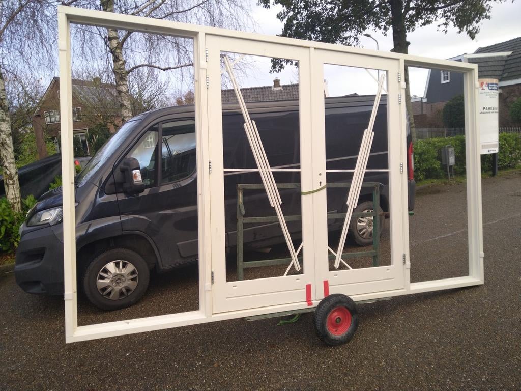 Kozijn met tuindeuren, Doe-het-zelf en Verbouw, Deuren en Horren, Nieuw, Buitendeur, 200 tot 215 cm, 120 cm of meer, Hout, Ophalen of Verzenden
