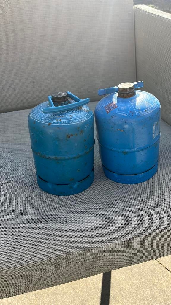 2 lege campinggaz flesjes 901, Ophalen of Verzenden, Gebruikt