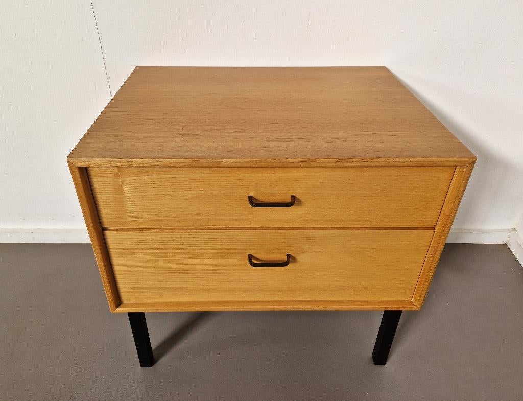 Vintage Kastje | Kempkes Meubelfabriek, Ophalen, Rechthoekig, Minder dan 50 cm, Minder dan 100 cm