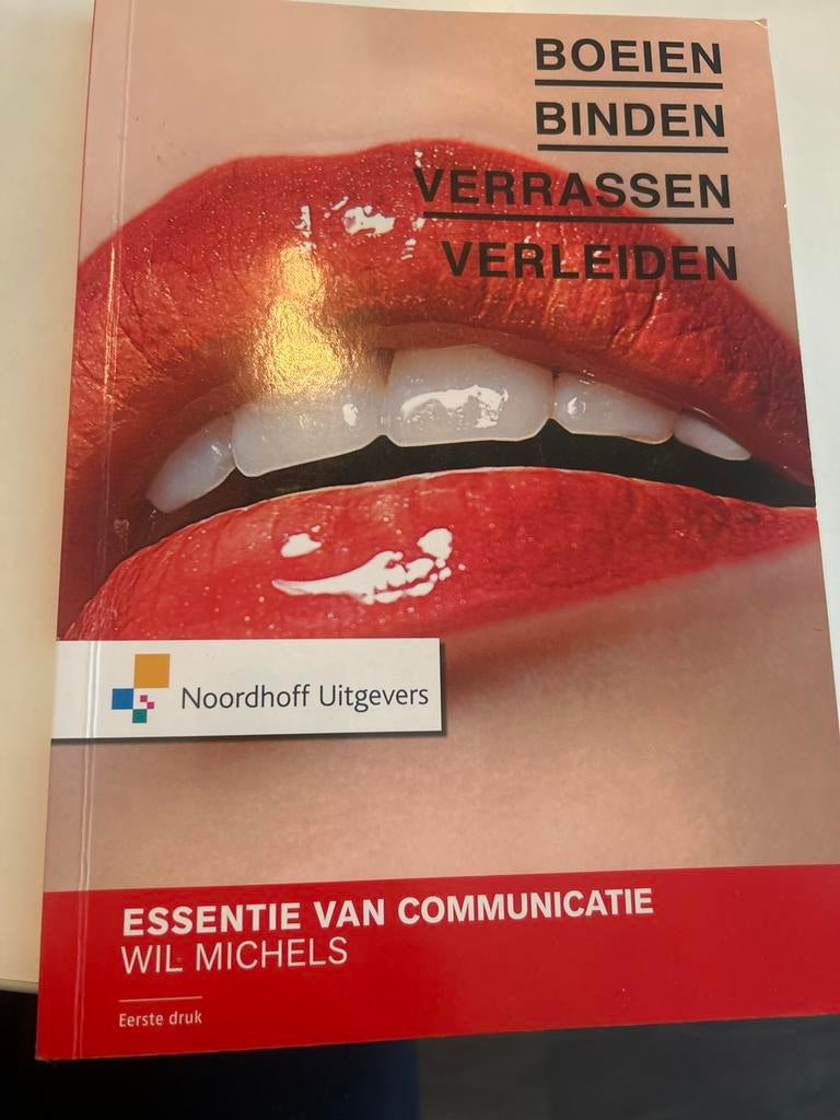W. Michels - Essentie van communicatie, Ophalen of Verzenden, Zo goed als nieuw, W. Michels