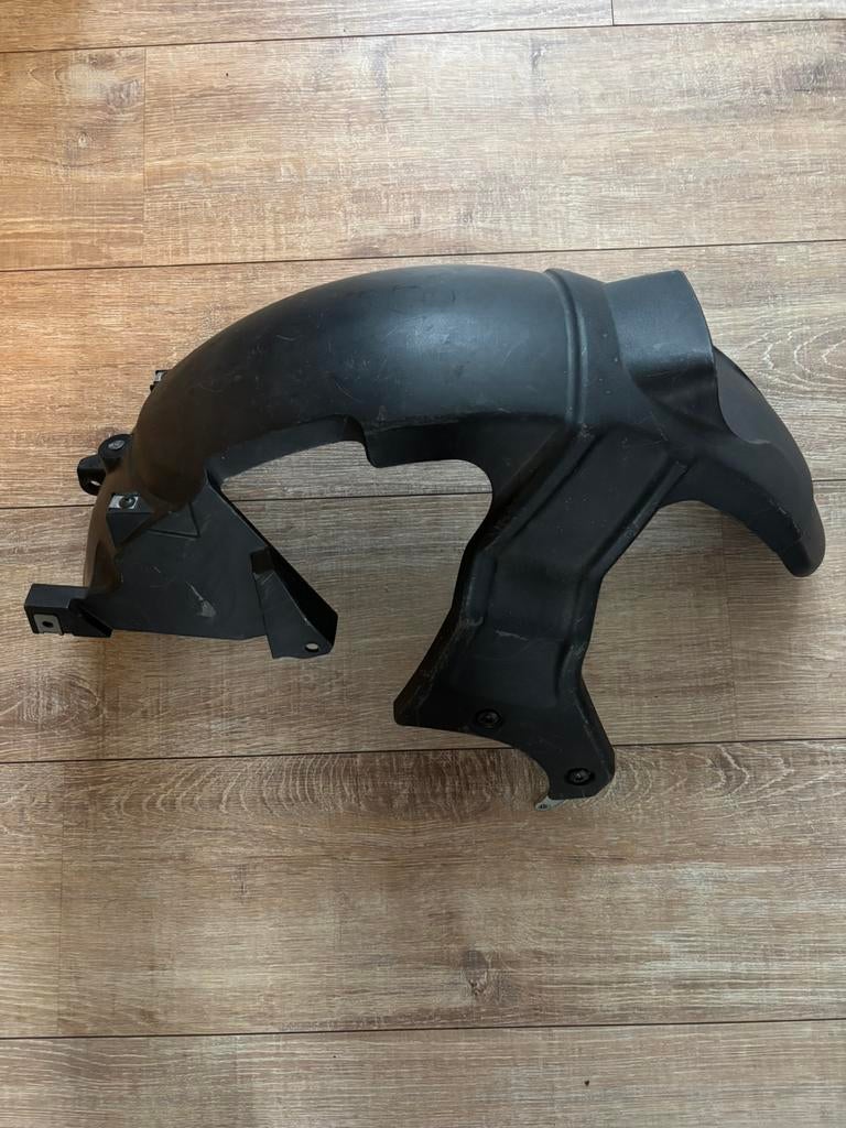 Piaggio / Gilera Achterspatbord & beugel, Ophalen, Zo goed als nieuw