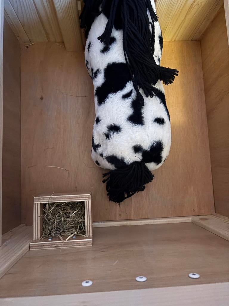 Handgemaakt stalletje voor speelgoedpony, Ophalen of Verzenden, Nieuw, Jongen of Meisje